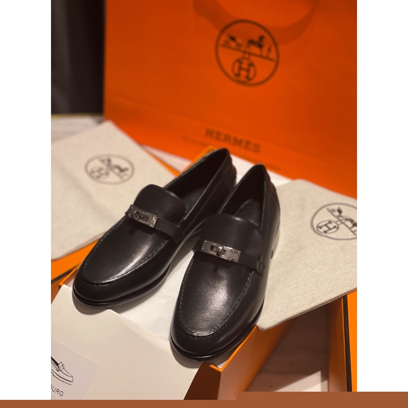 H**mes leather shoes